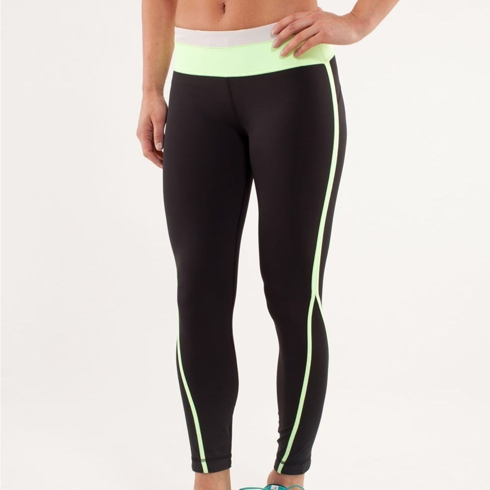 Lululemon Run Pace Tight Leggings in Black & Neon Green Size 4